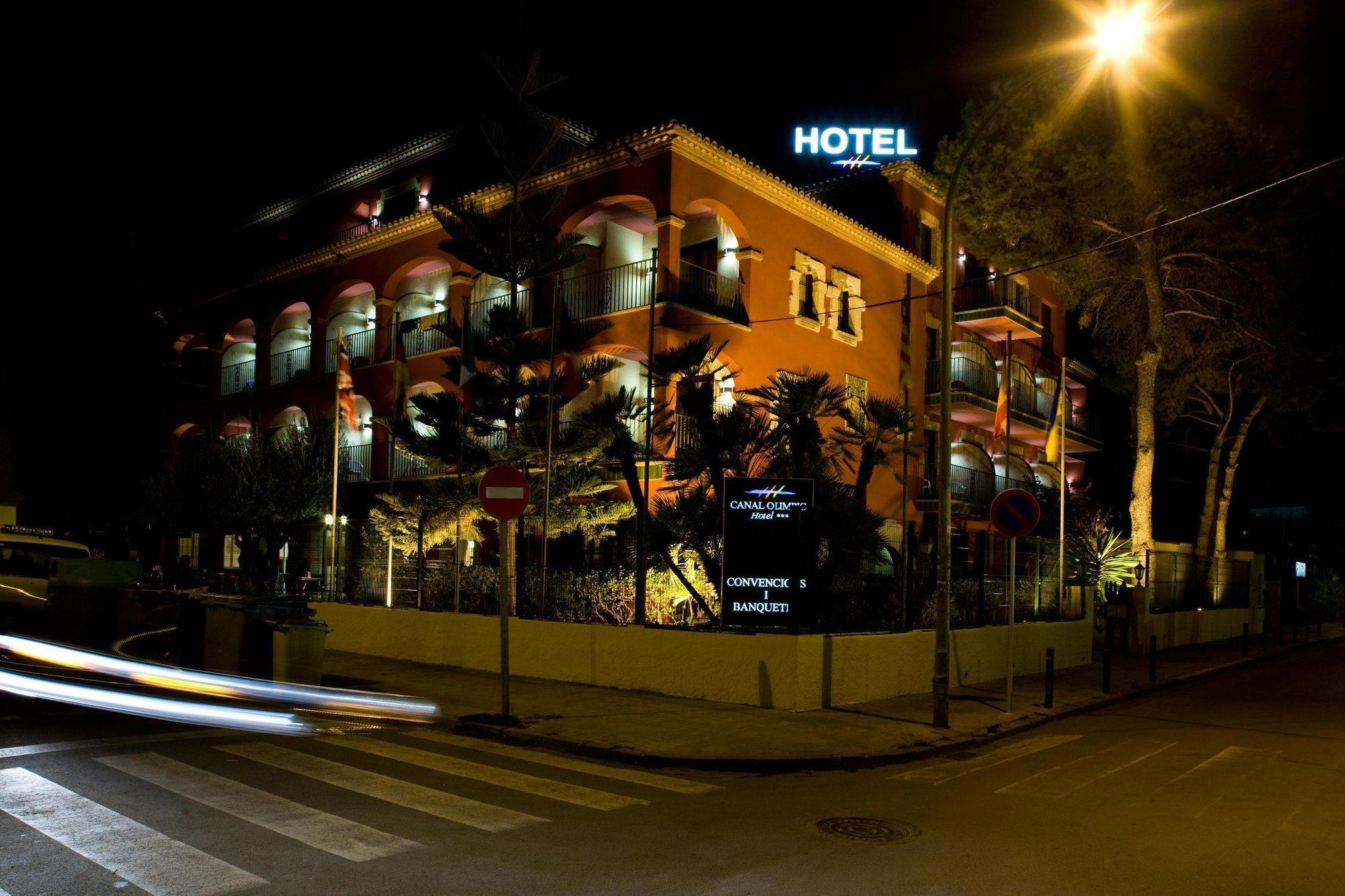 Hotel Canal Olimpic Кастельдефельс Экстерьер фото